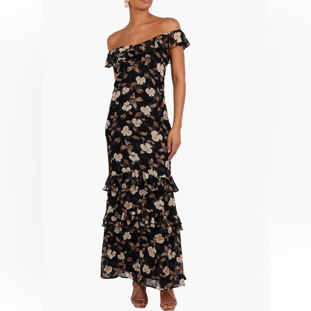 Petal & Pup Irelynn Ruffle Convertible Floral Maxi Dress / Medium
